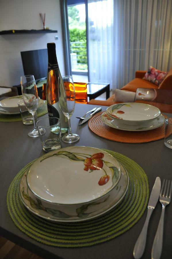 Alessia Apartments-top Location And Garage Parking Appartement *
